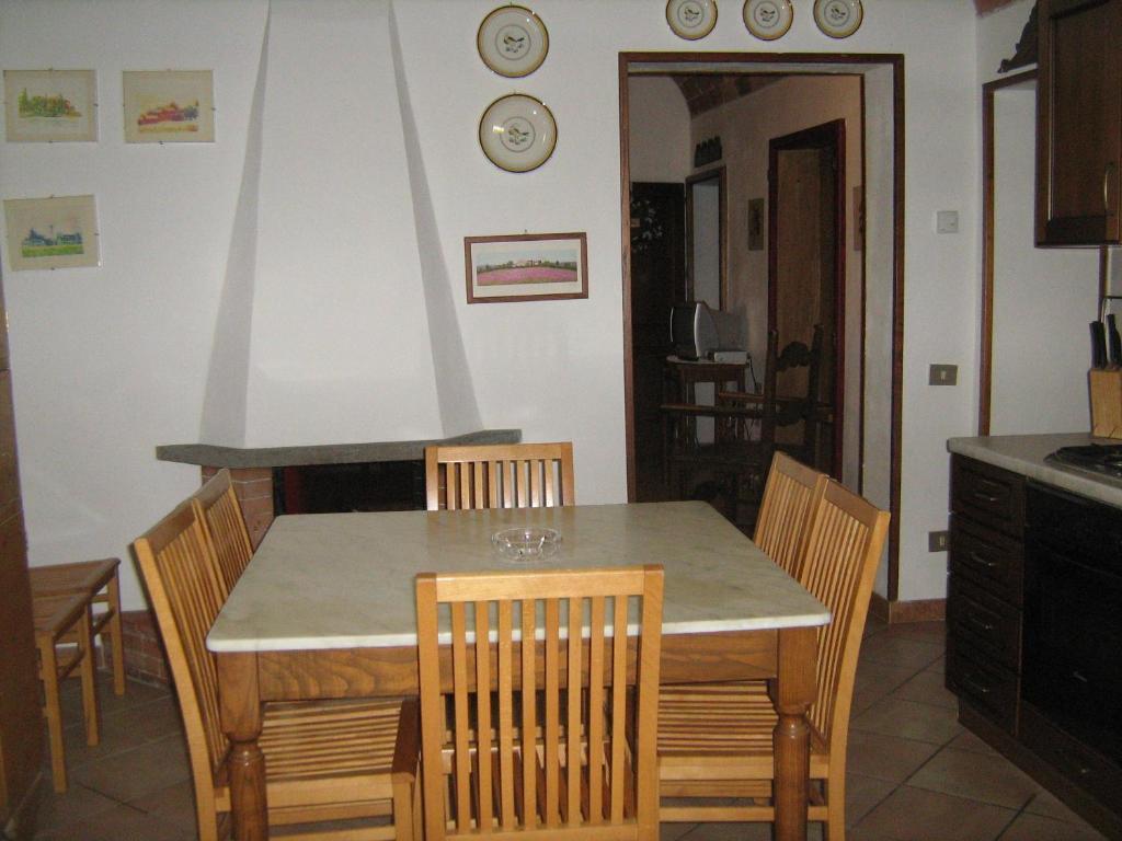 La Francigena Aparthotel Staggia Δωμάτιο φωτογραφία